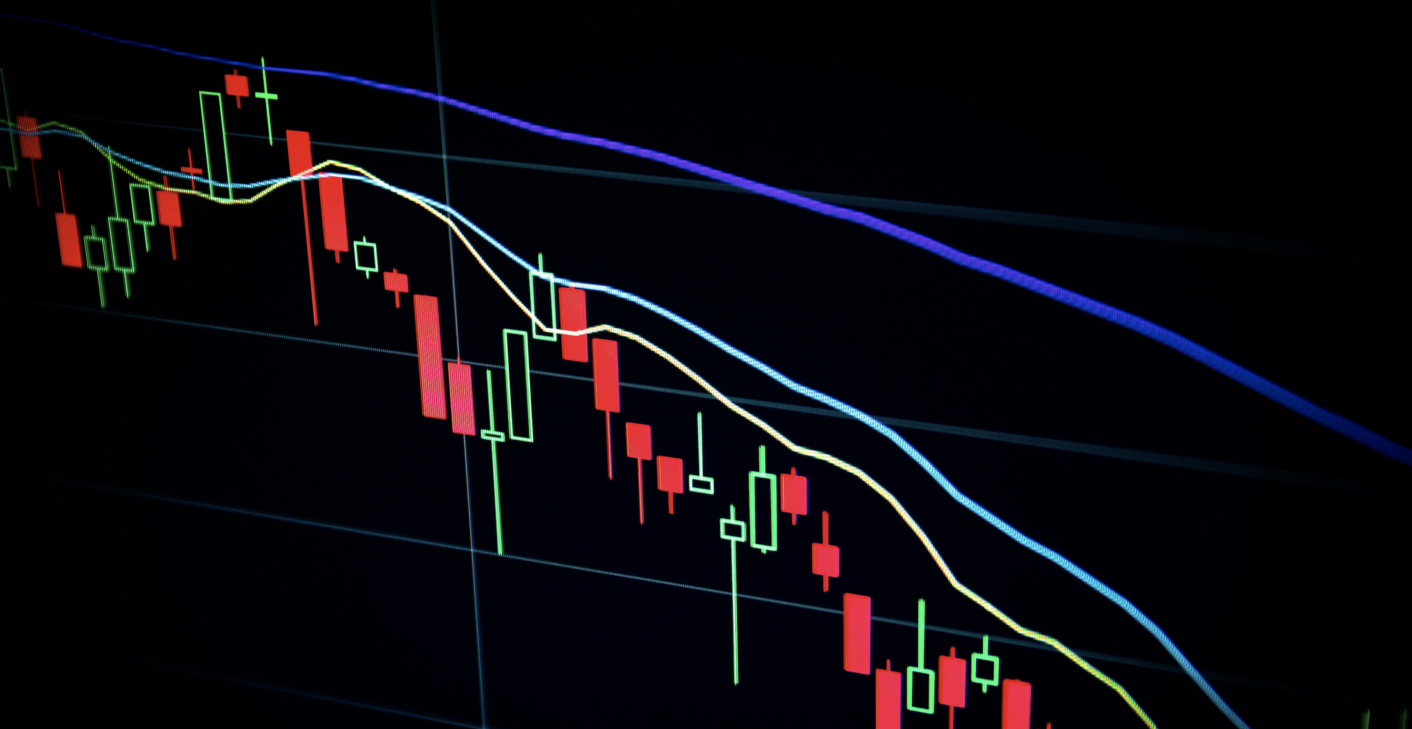 graph depicting a declining stock market